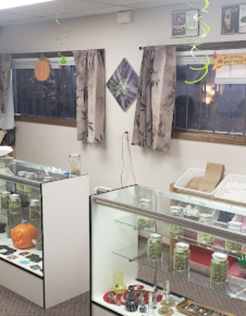 Naturaleaf Discreet Medical Marijuana Dispensary