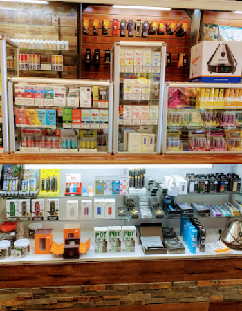 Tobacco & Gifts Palace + CBD/Hookah/Vapes