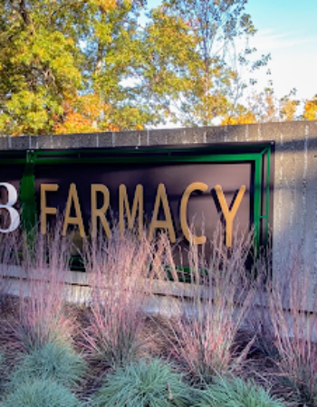 253 Farmacy